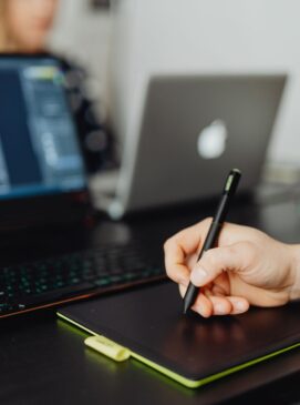 {{brizy_dc_image_alt imageSrc=